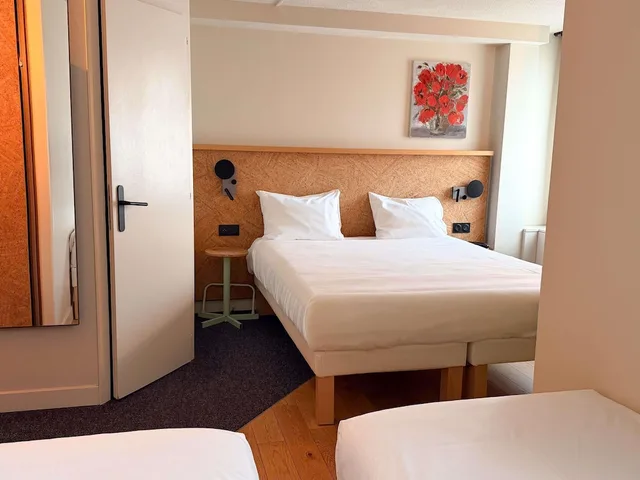 غرفة عائلية بسريرين مزدوجين، Greet Hotel Colmar 2/4