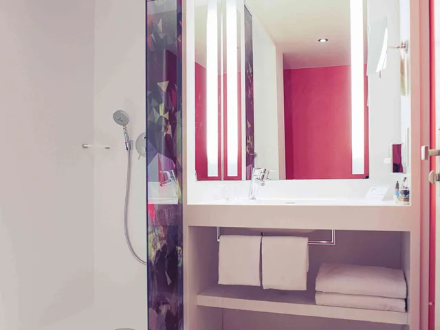 غرفة قياسية بسريرين منفصلين، Mercure Lille Metropole 4/4