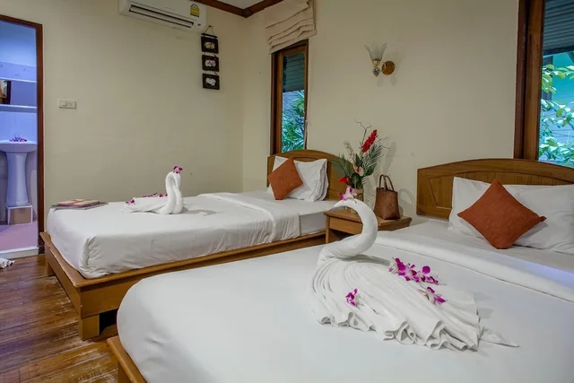 بنغل سوبيريور بسريرين منفصلين، The Vatika Resort and Spa 5/10