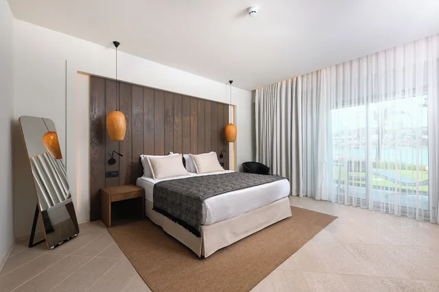 غرفة بريميوم بسرير مزدوج أو سريرين منفصلين بإطلالة على البحر بشرفة، Baia Bodrum Hotel 2/7