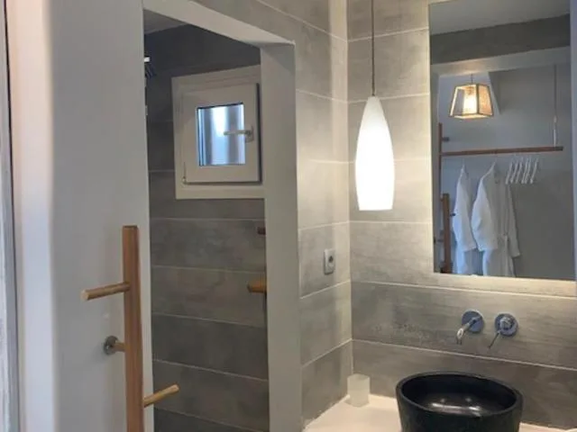 جناح بإطلالة على البحر بشرفة، Glykeria Mini Suites 7/10