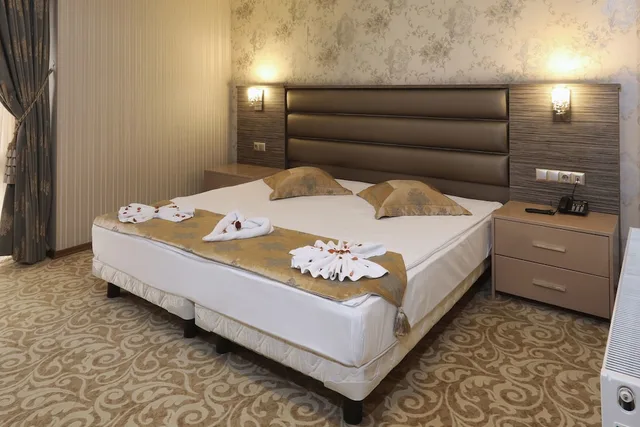 جناح كومفورت بأربعة أسرّة، Balturk House Hotel 1/6