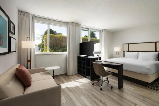 Suite, King Bed, Terrace Level، Residence Inn Miami Beach Surfside 5/10