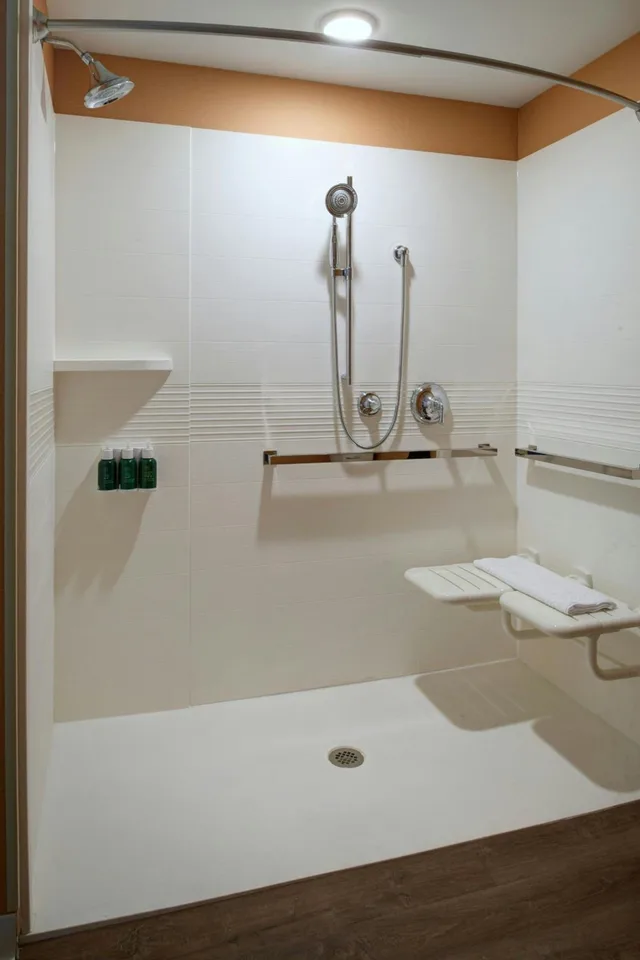استوديو بسريرين كوين لذوي الإعاقة، Towneplace Suites By Marriott Grand Rapids Airport 5/7