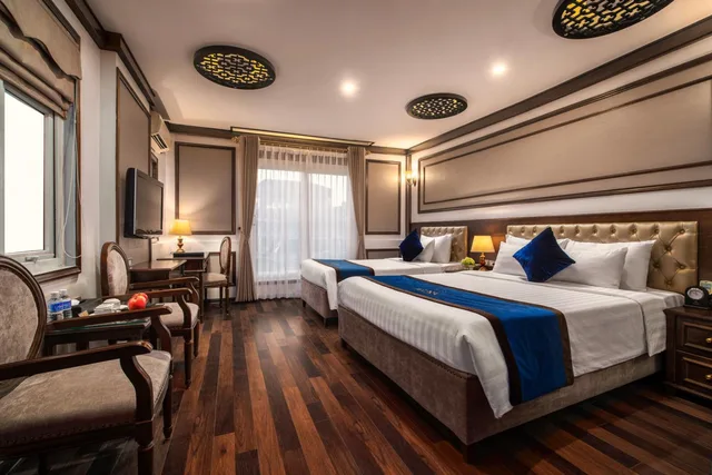 Suite, Queen Bed, Balcony, Alisa Hotel & Spa 1/1
