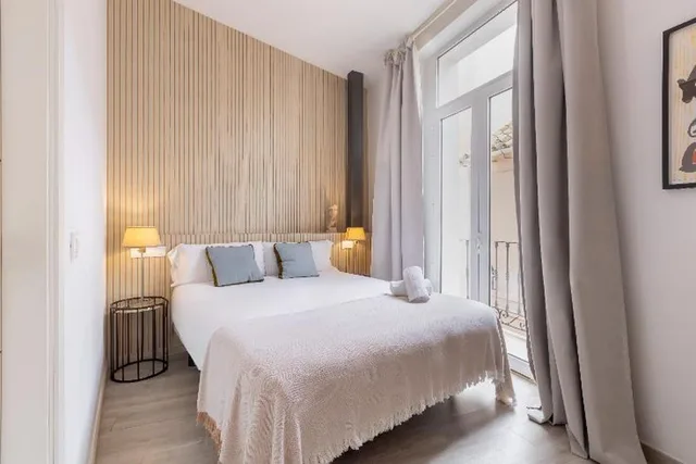 لوفت بسرير مزدوج، Soho Boutique Museo 1/3