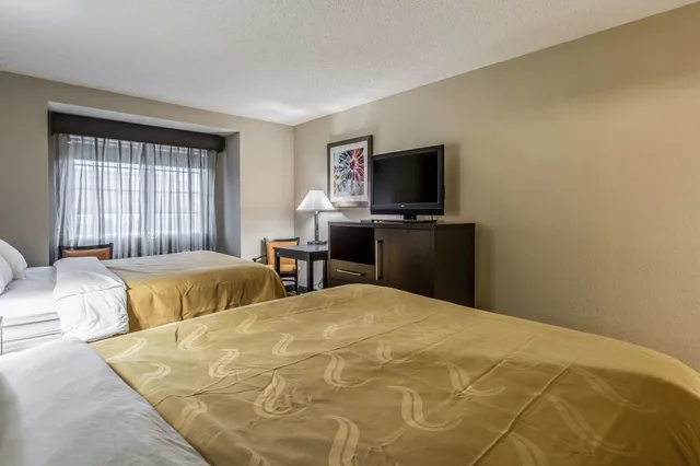 غرفة قياسية بسريرين كوين، Quality Inn and Suites El Paso I-10 3/6