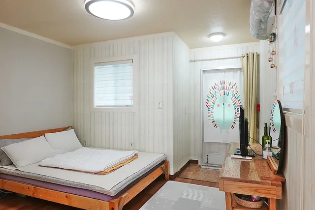 Mint, Queen Bed، Pyeongchang Just Like Natural Home Pension 1/1