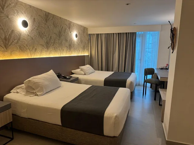 غرفة قياسية بسريرين منفصلين بإطلالة، Zione Luxury Hotel Pereira 4/10