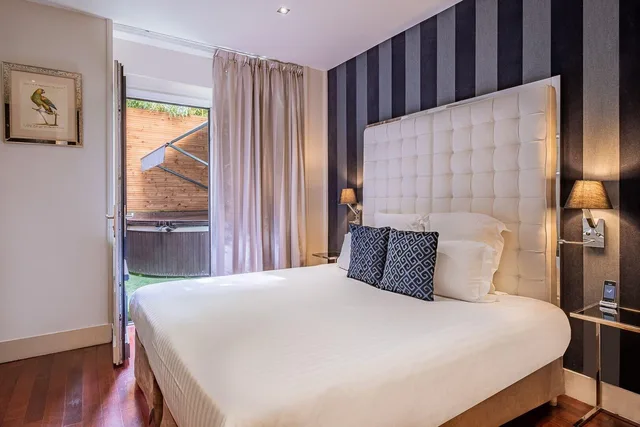 غرفة ديلوكس بسرير مزدوج بشرفة بغرفة نوم واحدة، Le Boutique Hotel & Spa 1/1