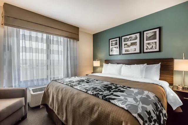 غرفة بسرير كينج لذوي الإعاقة، Sleep Inn & Suites O Fallon MO - Technology Drive 5/6