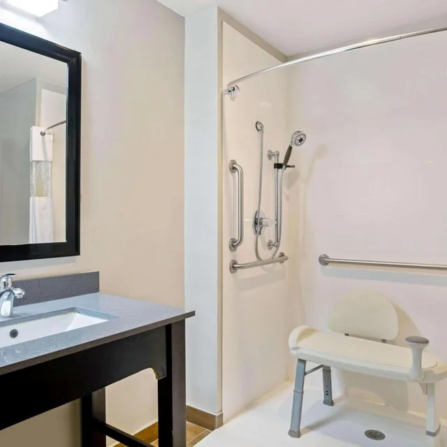 Room, Queen Bed, City View, Accessible, La Quinta Inn & Suites By Wyndham Cedar City 5/5
