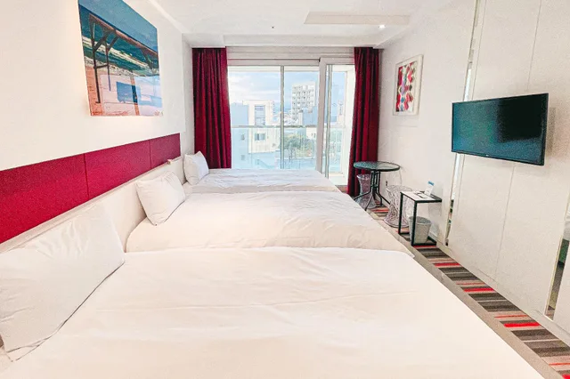 غرفة ثلاثية، Hamdeok Beach Stay Jeju 2/3