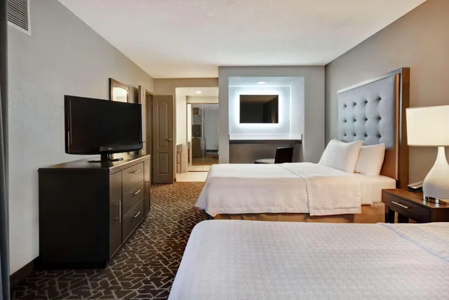 جناح بسريرين كوين بحوض جاكوزي لذوي الإعاقة، Homewood Suites by Hilton Edgewater-NYC Area 1/2