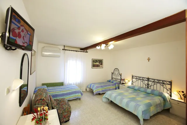 Room, Quadruple, 4 Beds, Da Angelo 5/9
