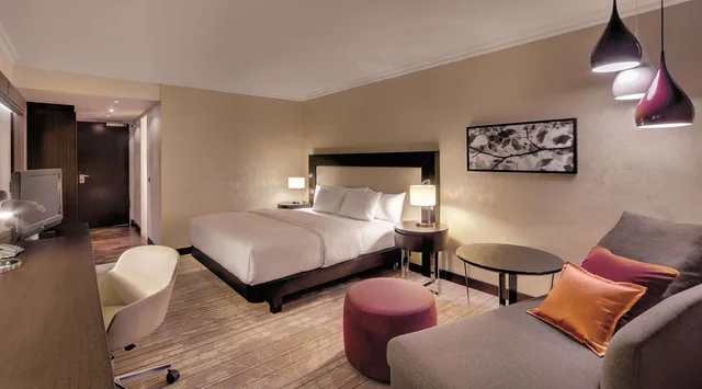 غرفة بسرير كينج، Hilton Munich Park 2/3