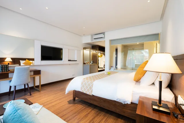 غرفة ديلوكس بسرير كينج بإطلالة على الحديقة، Hoang Ngoc Beach Resort 5/9