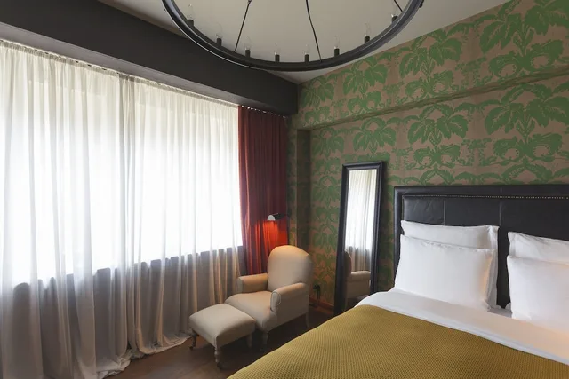 Room, Queen Bed, Garden View, Rooms Hotel Tbilisi 1/4