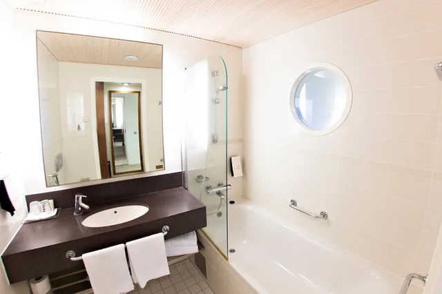 غرفة قياسية بسرير كينج، Original Sokos Hotel Alexandra 6/6
