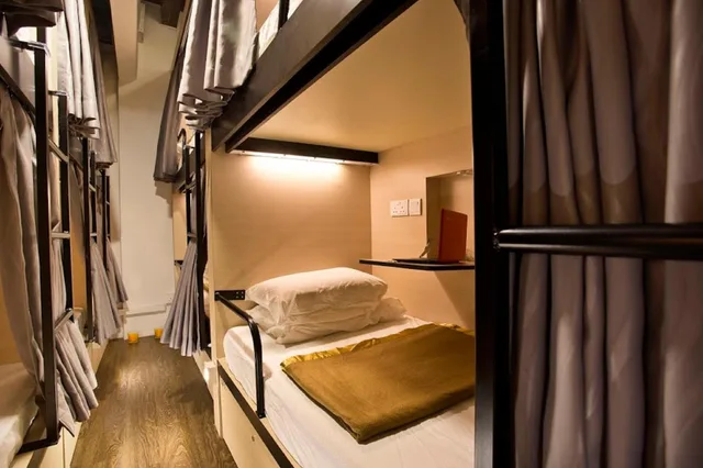 سكن مشترك للنساء، 7 Wonders Hostel 1/3