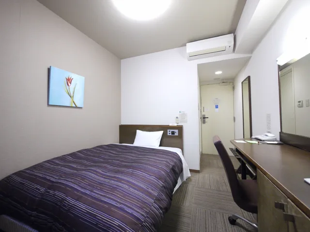 غرفة كومفورت مفردة بسرير مزدوج في المبنى الرئيسي للمدخنين، Hotel Route-Inn Iwakiizumi Ekimae 2/9