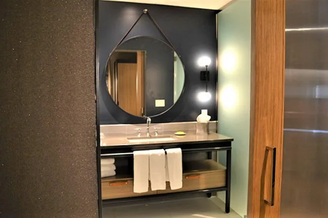 غرفة قياسية، Indigo Vancouver Dwtn Portland Area 7/7
