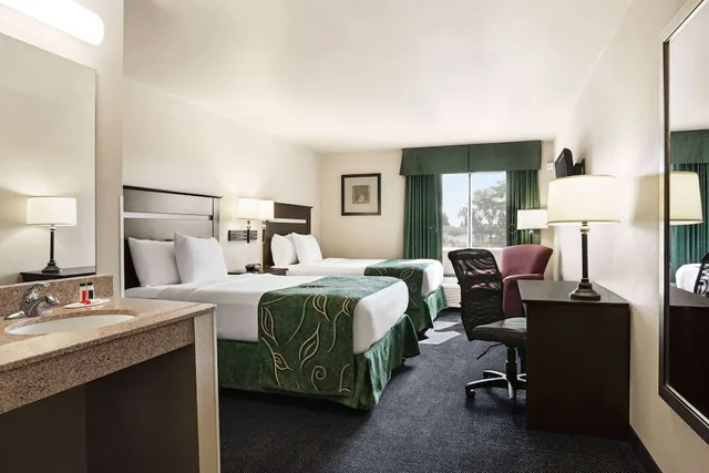 غرفة بسريرين كوين لذوي الإعاقة، Travelodge By Wyndham Mcalester 5/10