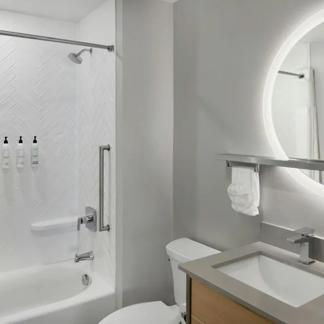 استوديو بسرير كينج وسرير كوين، TownePlace Suites by Marriott Lansing North 4/6