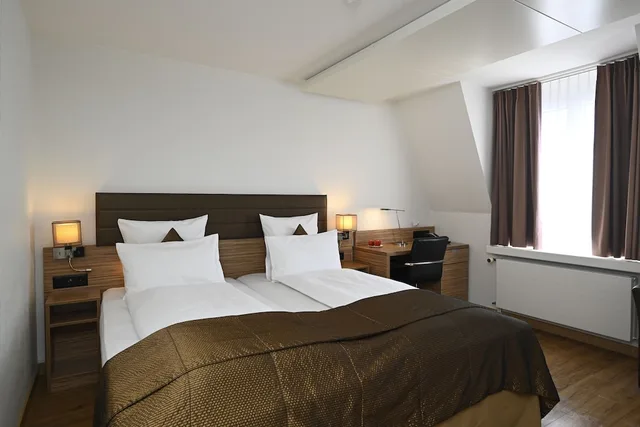 Comfort, Twin Beds, Stoller Zurich 1/5