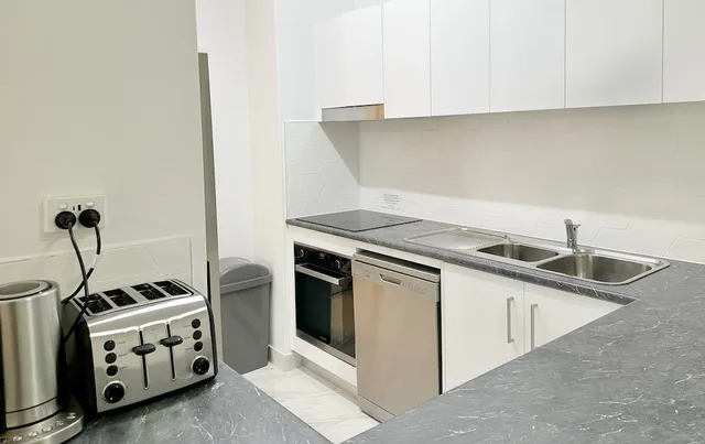 Family, Apartment, 1 King and 1 Single Beds, Sofa, The Reef Retreat 5/5