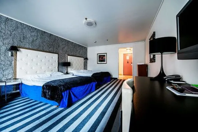 غرفة عائلية بسرير مزدوج مع أريكة، Home Hotel Grand Olav 2/7