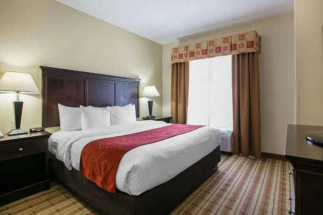 جناح مع أريكة، Comfort Suites Augusta Riverwatch 2/10