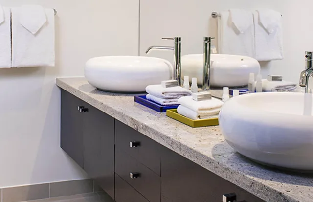 جناح سوبيريور بسرير كينج، Sunset Marquis Hotel and Villas 2/2