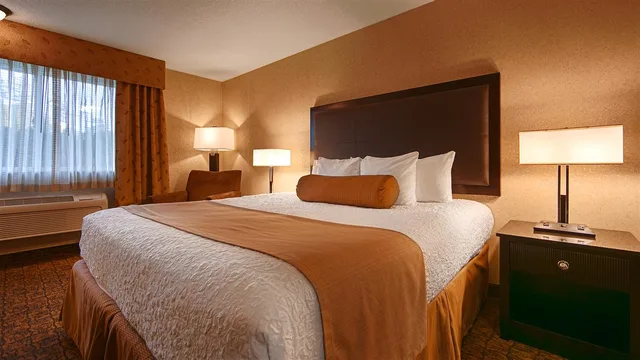 غرفة ديلوكس بسرير كينج، Lloyd Hotel Astoria Bayfront, Ascend Hotel Collection, OR 3/4