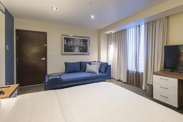 جناح استوديو بسرير كوين، Hampton Inn By Hilton Leon Guanajuato 1/3