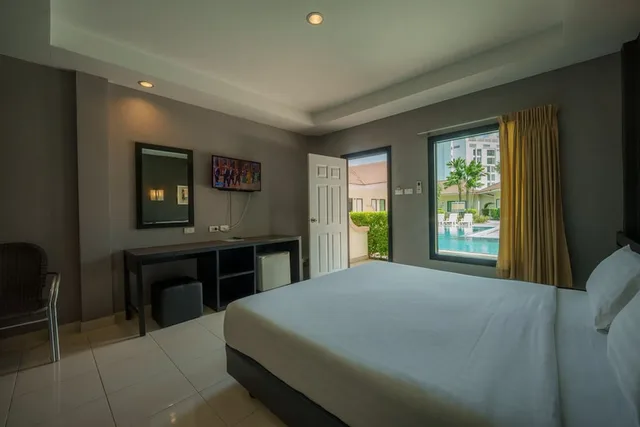 Deluxe, Bungalow, Pool Side، The Natural Resort 7/10
