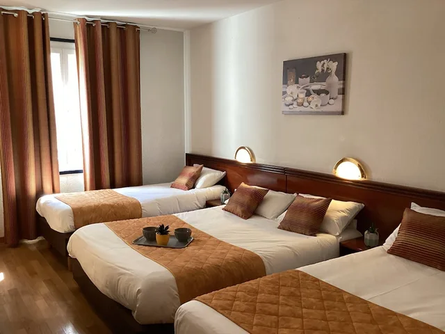 غرفة قياسية رباعية بسرير مزدوج وسريرين منفصلين، HOTEL ANGELIC-MYRIAM 6/10