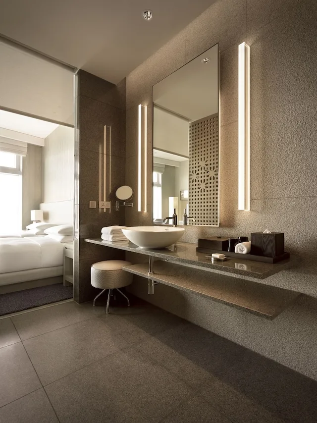 غرفة بسرير كينج بإطلالة على البحر، Park Hyatt Busan 3/3