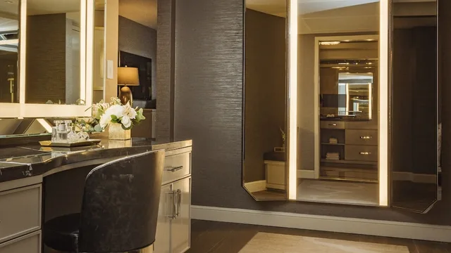غرفة غراند كلاسيكية بسرير كينج، L Ermitage Beverly Hills 8/8