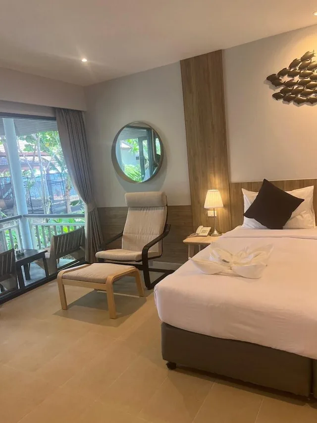 غرفة ديلوكس بسرير مزدوج بإطلالة على الحديقة بغرفة نوم واحدة، EVERGREEN RESORT 1/1