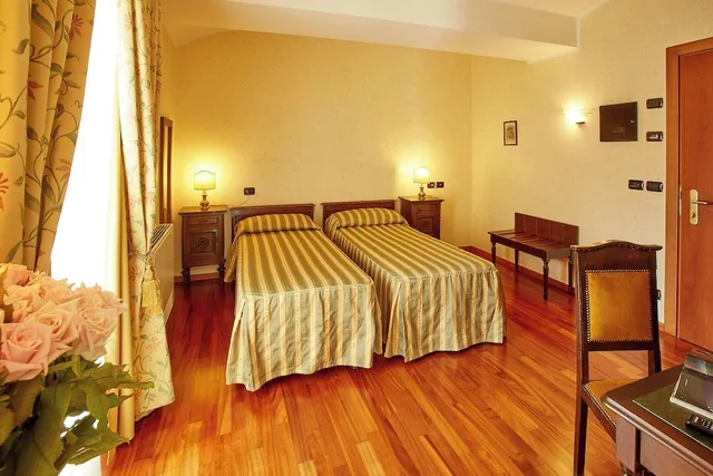 غرفة بسرير مزدوج أو سريرين منفصلين، Hotel Liberty 1/10