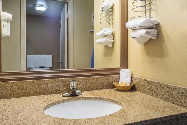 غرفة بسرير كوين، Days Inn by Wyndham Westminster, MD 6/6