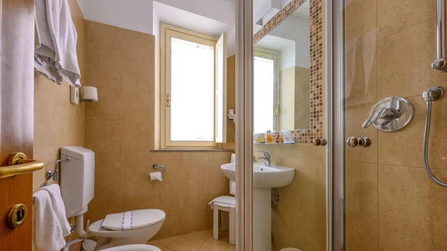 غرفة مفردة بسرير مزدوج، Albergo Reggio 10/10