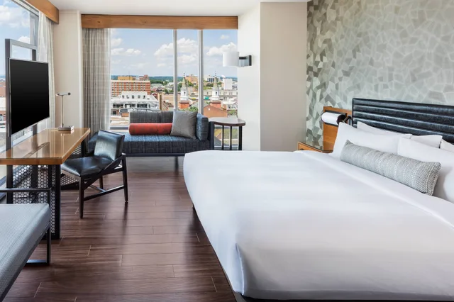 Room, King Bed, City View, Corner, Lancaster Marriott at Penn Square 1/7