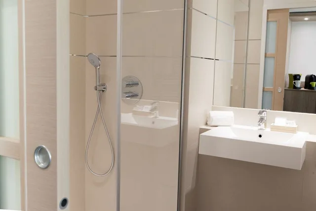 غرفة تنفيذية بسرير كينج، Best Western Hotel Le Bordeaux Sud 2/2