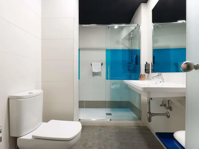غرفة سوبيريور بسريرين منفصلين، Ibis Styles Madrid Prado 4/5