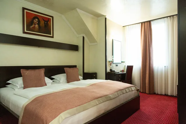 غرفة قياسية بسرير مزدوج، Prezident Hotel 2/10