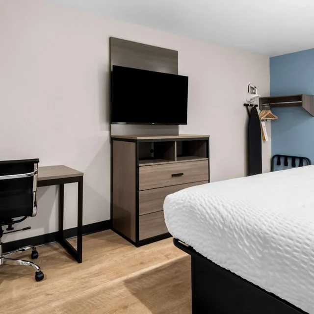 غرفة داخلية بسرير كينج، Clarion Pointe Fort Worth East - Arlington 6/7