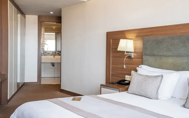 غرفة سوبيريور بسرير مزدوج بإطلالة على المدينة، Kenzi Basma Hotel 7/10