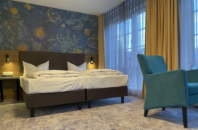 غرفة قياسية ثلاثية مع أريكة، Trip Inn City Hotel Giessen 1/3